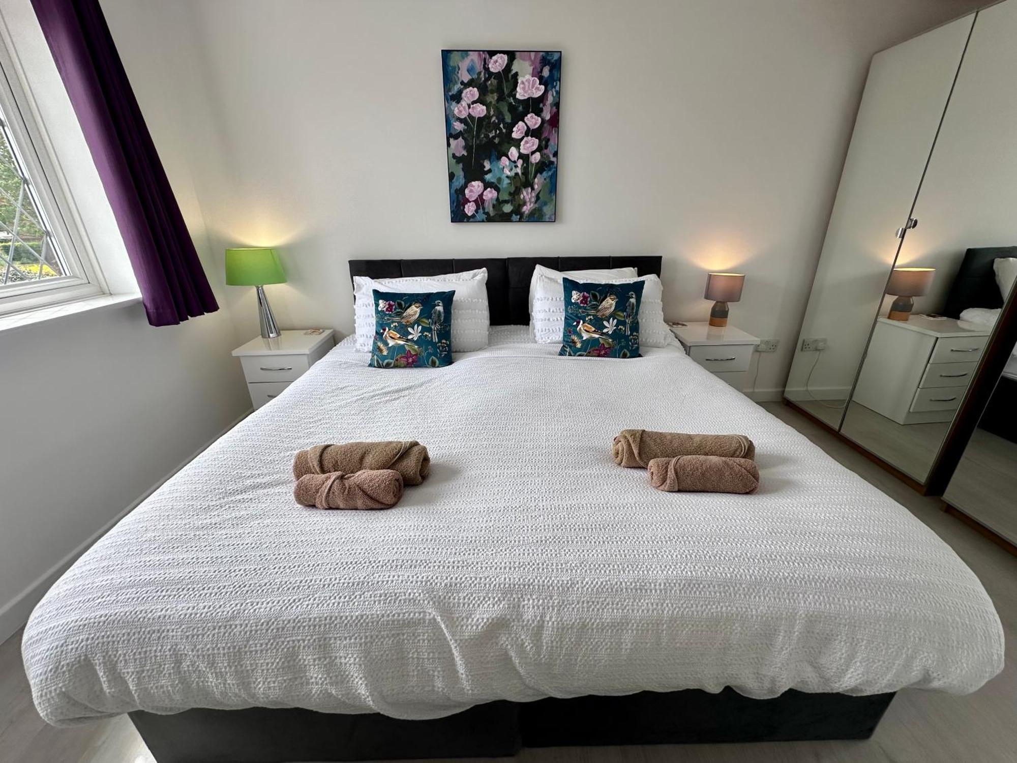 Beautiful House In South Cambridge, 14-Min Drive To The City Centre, Free Parking, No Sofabeds, Sleeps 6 外观 照片